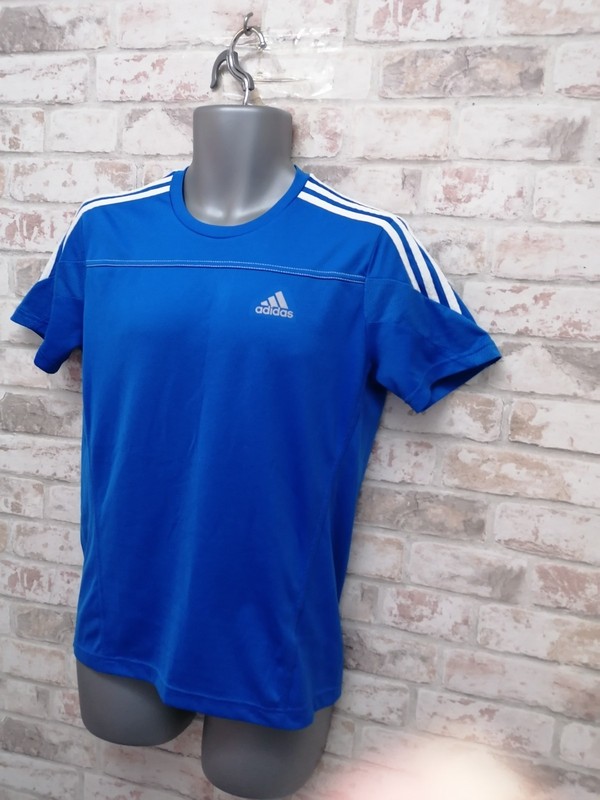 Adidas Badge Of Sport 3-stripes T-shirt Size Small gallery