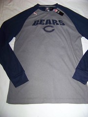 Team Apparel Men’s Thermal Long Sleeve Chicago Bears Shirt NWT