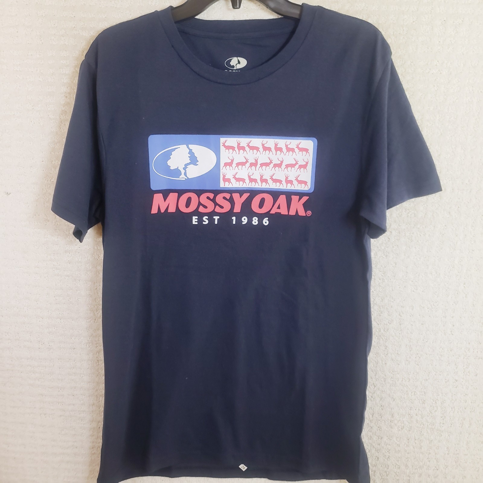 Mossy Oak Shirt Men M Navy Blue Game Flag Graphic Cotton Polyester Tee Patriotic gallery