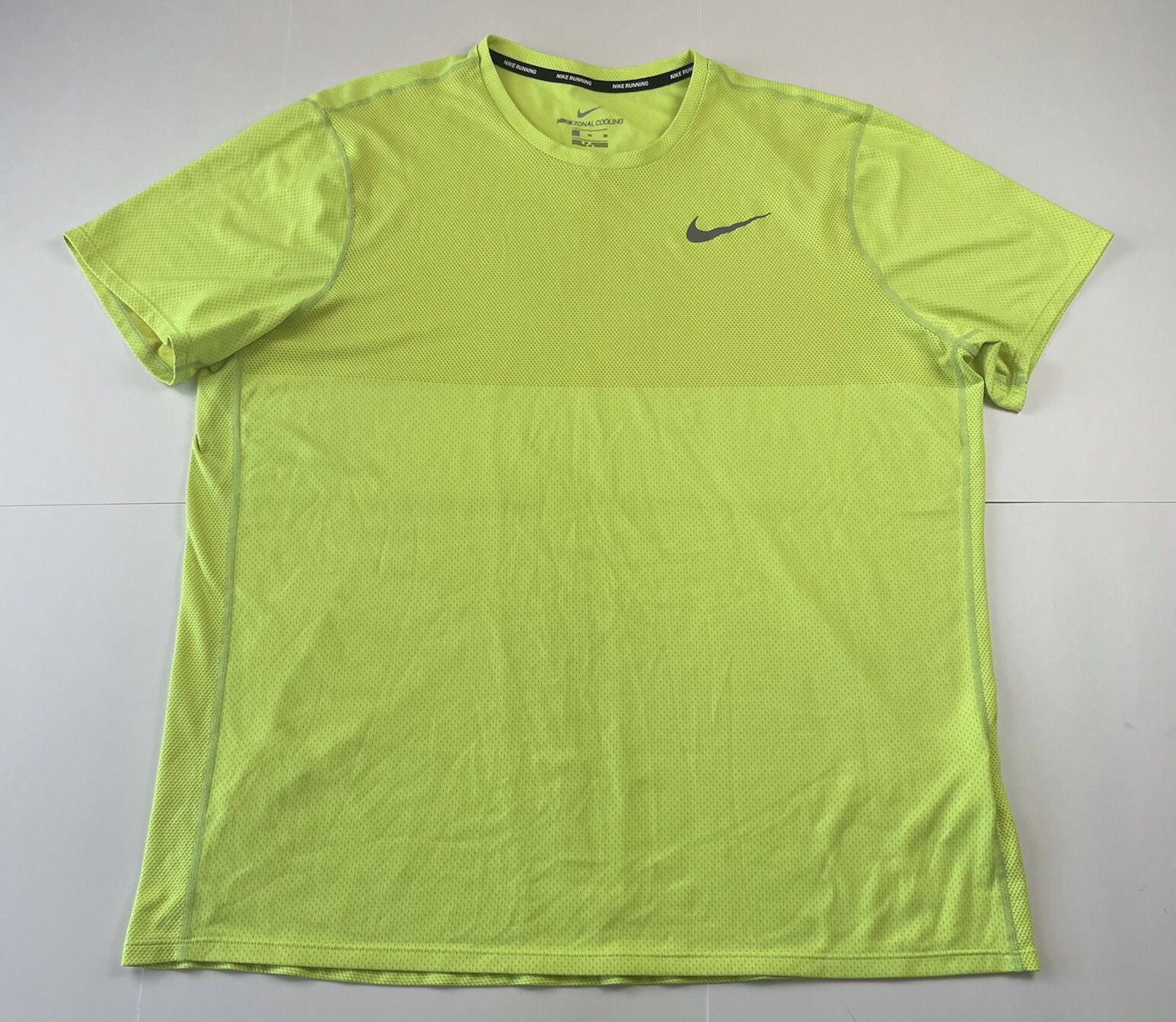 Nike Shirt Mens Sz XL Short Sleeve Lightweight Volt Yellow Dri-Fit Zonal Cooling gallery