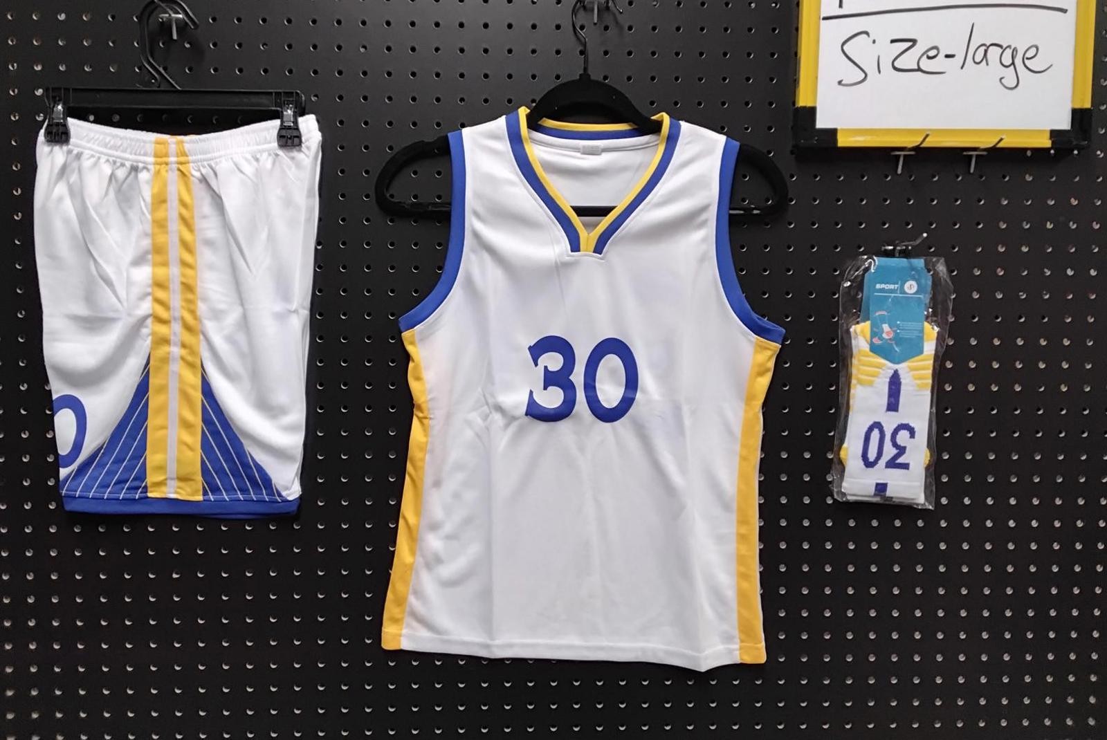 Get Game Ready! Men's Basketball Jersey Set Size Large - Act gallery