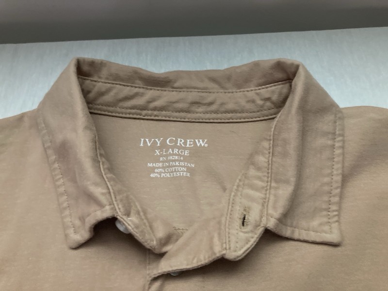 Men’s Size XL IVY CREW polo Shirt W/pocket and IVY CREW logo -3 button neck gallery