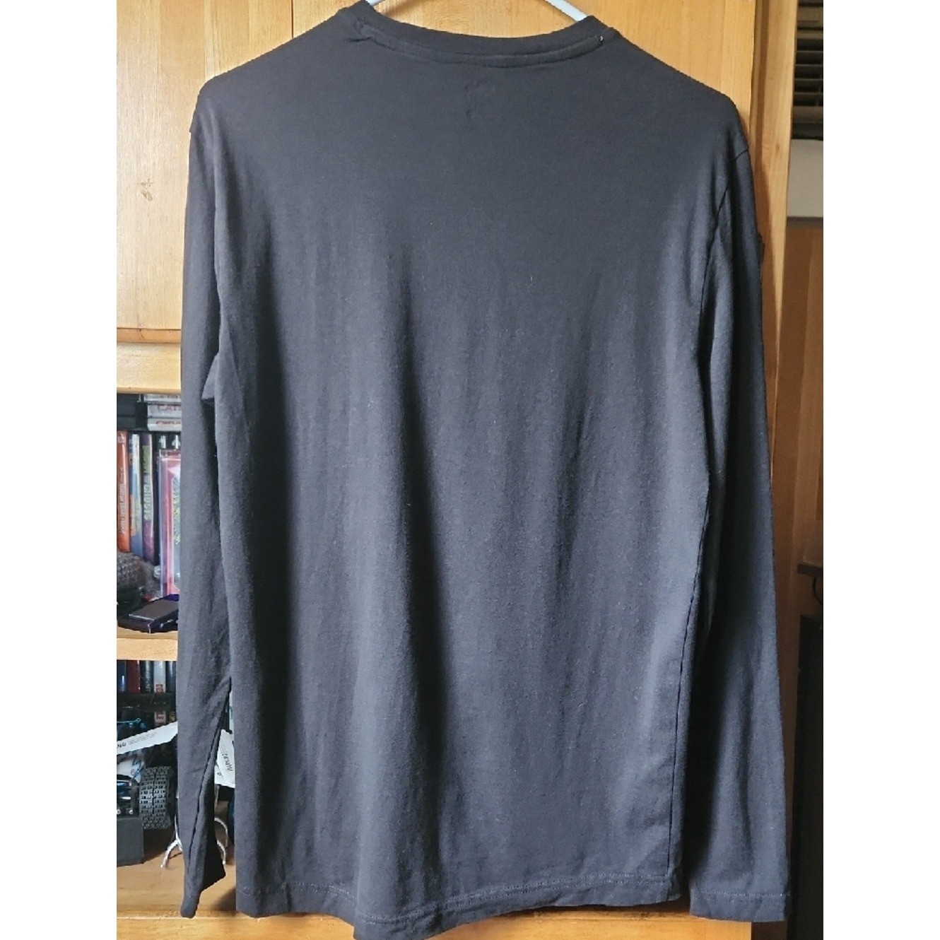 Athletic Works Men's Long-Sleeve Crewneck Tee in Black. Sz S gallery