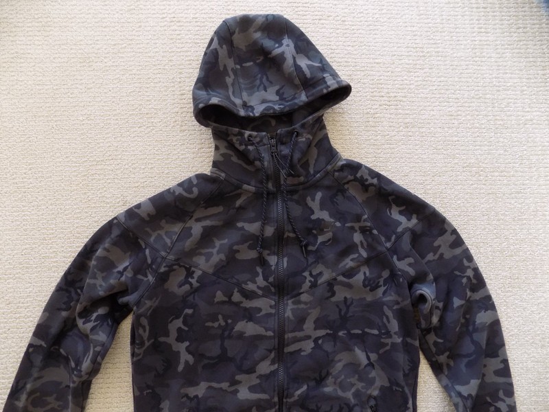 MENS M MEDIUM NIKE TECH FLEECE WINDRUNNER HOODIE JACKET BLACK CAMO 694004 233 gallery