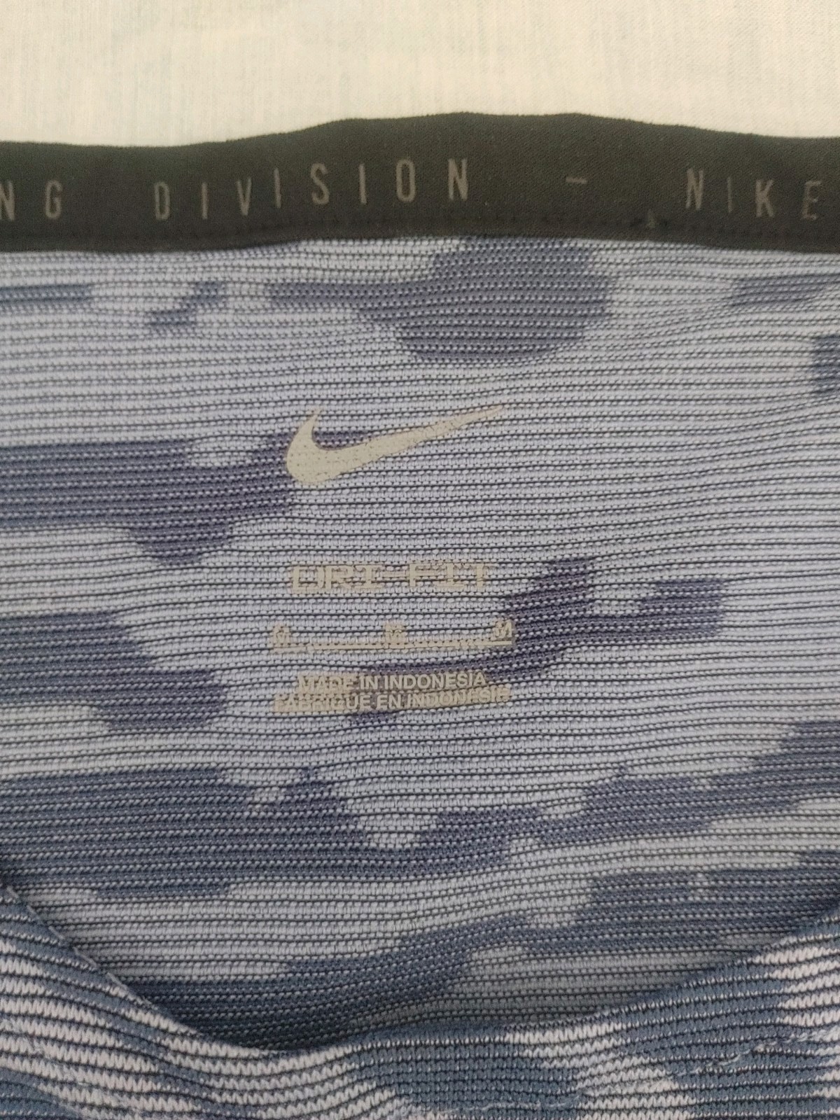 Nike Running Division Shirt Medium Blue Light Marine Camo Rise 365 DM4636-548 gallery