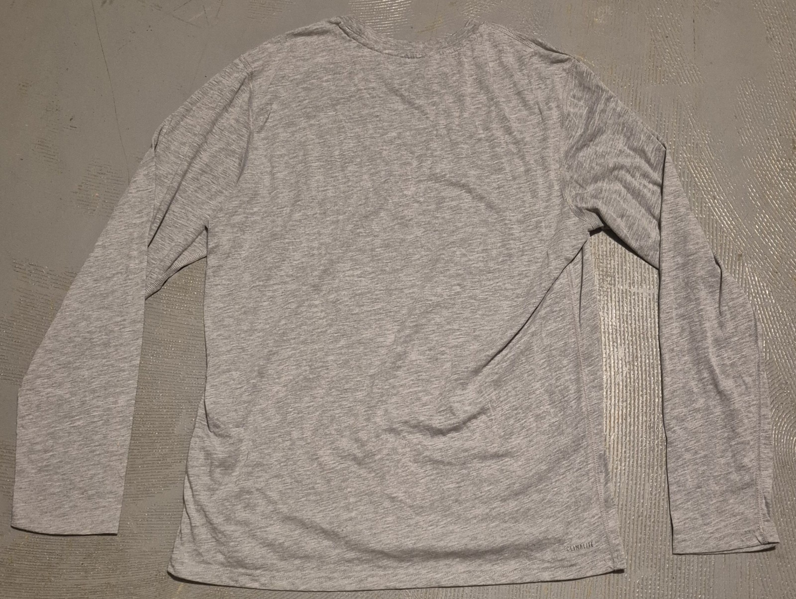 ADIDAS ULTIMATE 2.0 CLIMALITE MEN'S SIZE LARGE ACTIVEWEAR LONG SLEEVE T-SHIRT gallery