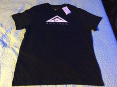 NIKE TRAIL Sportswear Dri-Fit Fitness & Training Tshirts DV2708-010/ XL