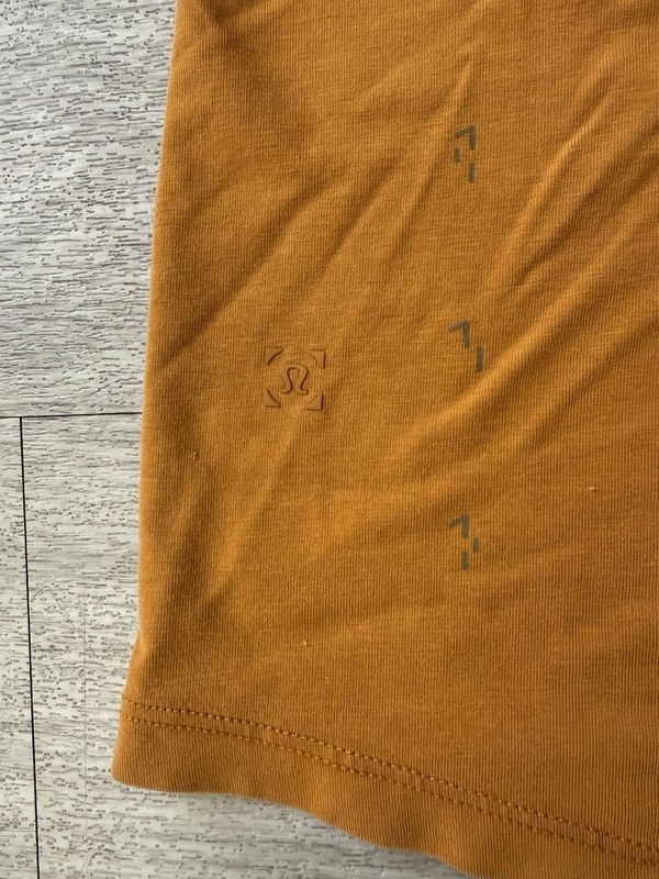 Lululemon 5 Year Basic Tee *Lunar New Year Fools Gold Mens Medium Short Sleeve gallery