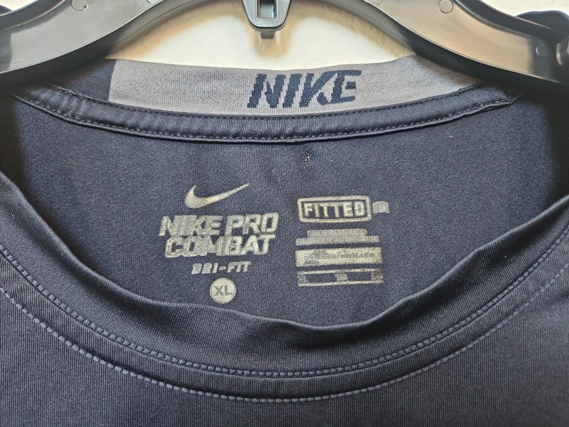 Nike Pro Combat Dri-Fit Fitted Longsleeve Activewear Shirt Mens Size XL Navy Blu gallery