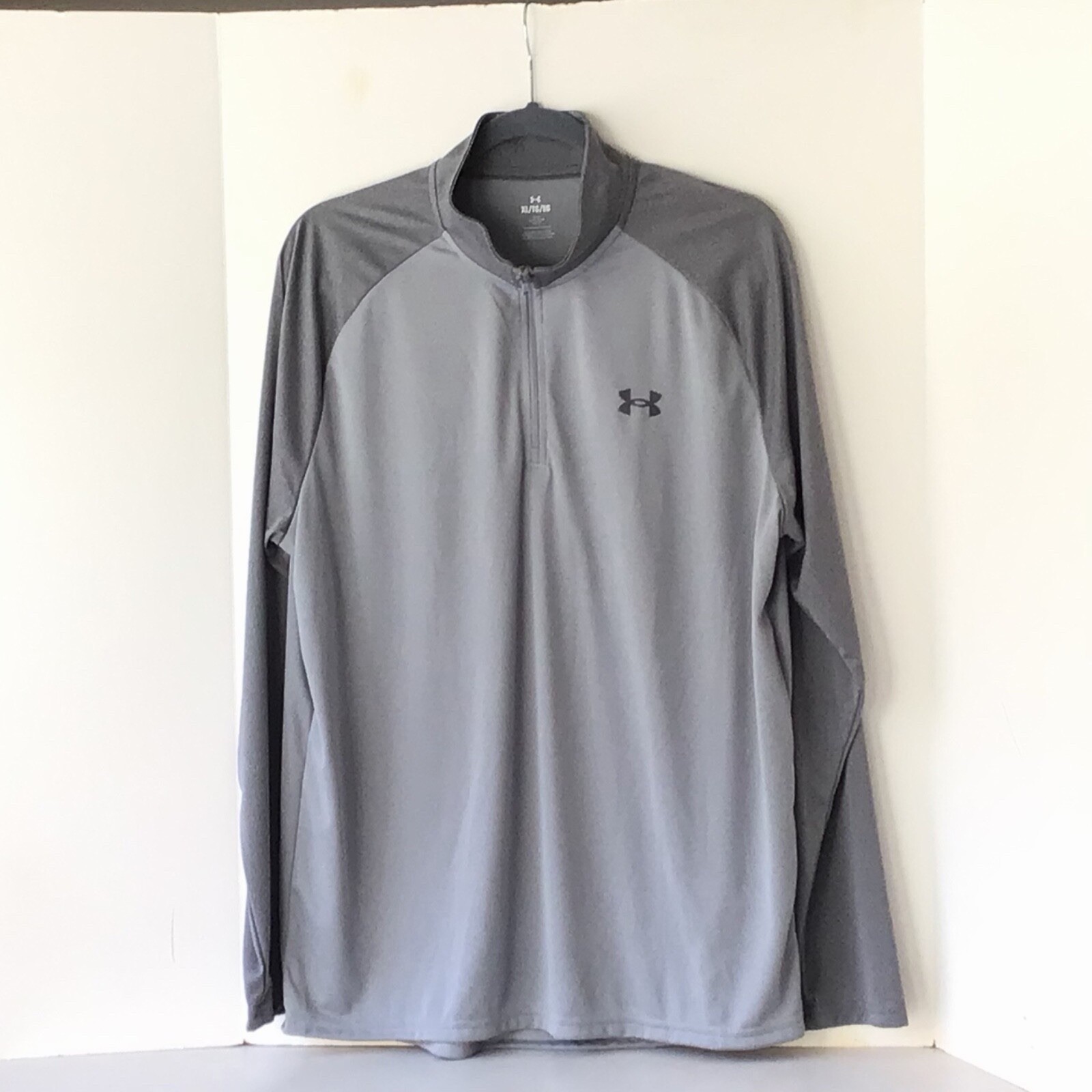 Under Armour Men's UA Tech ½ Zip Long Sleeve in Carbon Heather size XL gallery