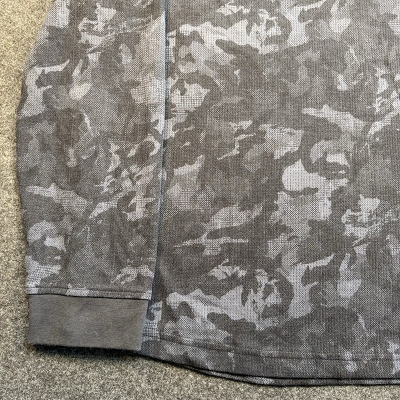 Under Armour Cold Gear Long Sleeve Gray Camo Shirt Loose Mens 2XLarge Training gallery