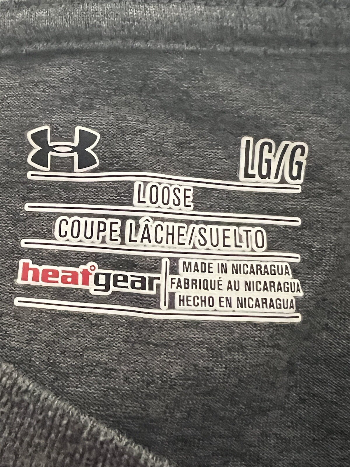Under armor men’s Loose Coupe Heat Gear LG/G Dark gray short sleeve logo T-shirt gallery