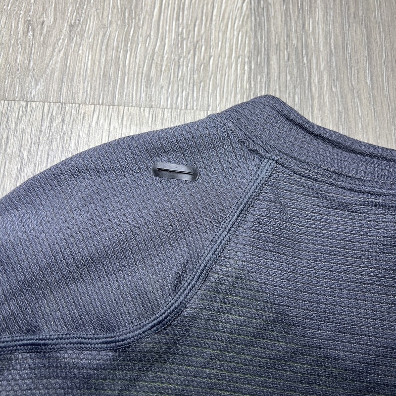 Lululemon Mens XL Metal Vent Tech Stretch Performance Running High Visibility gallery