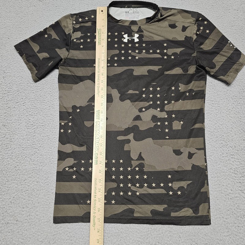 Under Armour Freedom Camo Compression Shirt Mens XL Heat Gear Athletic Fit gallery