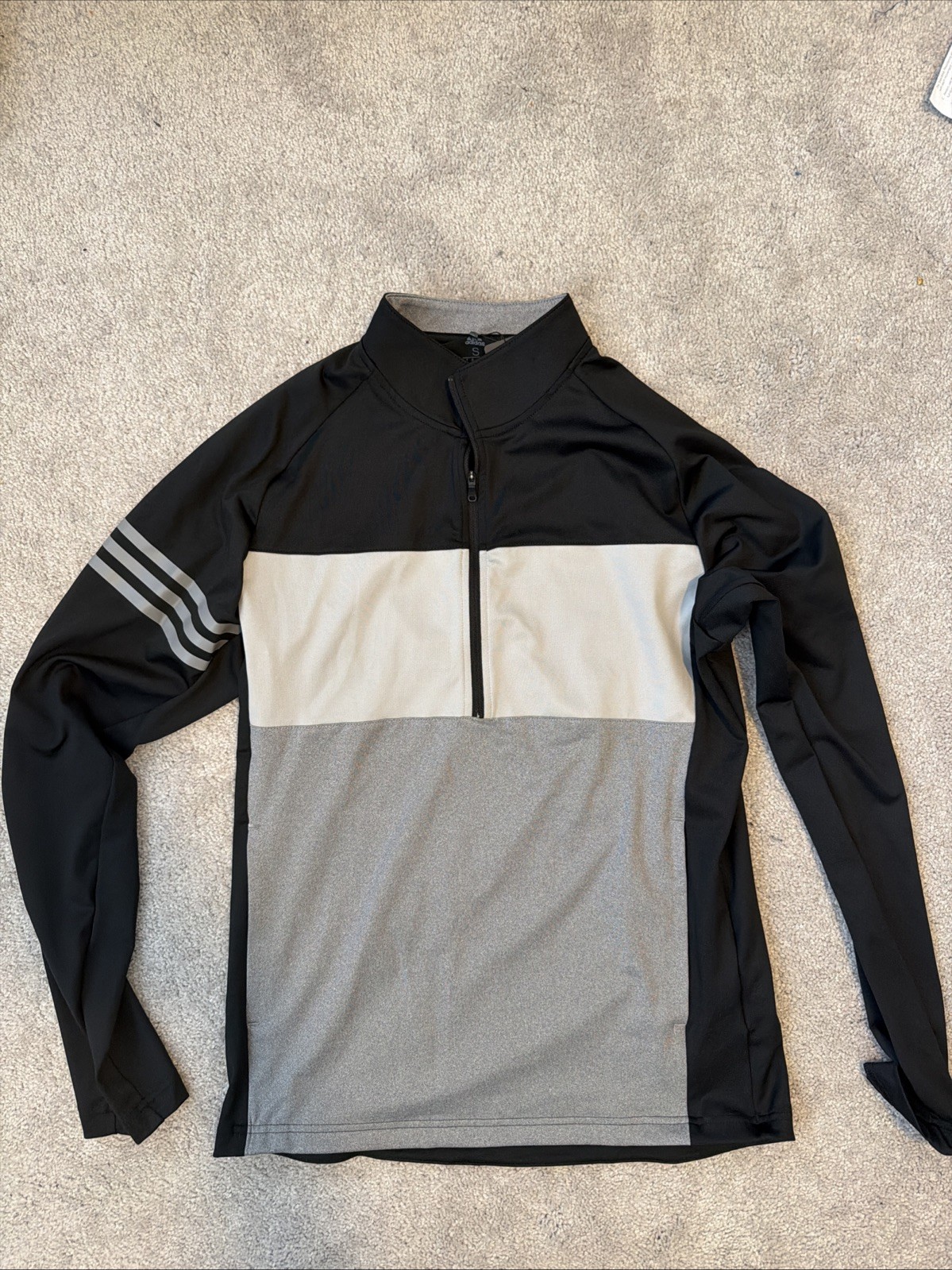 Adidas Men's Medium Colorblock 1/4 Zip Pull Over Golf Sweater Black/Grey GJ0682 gallery