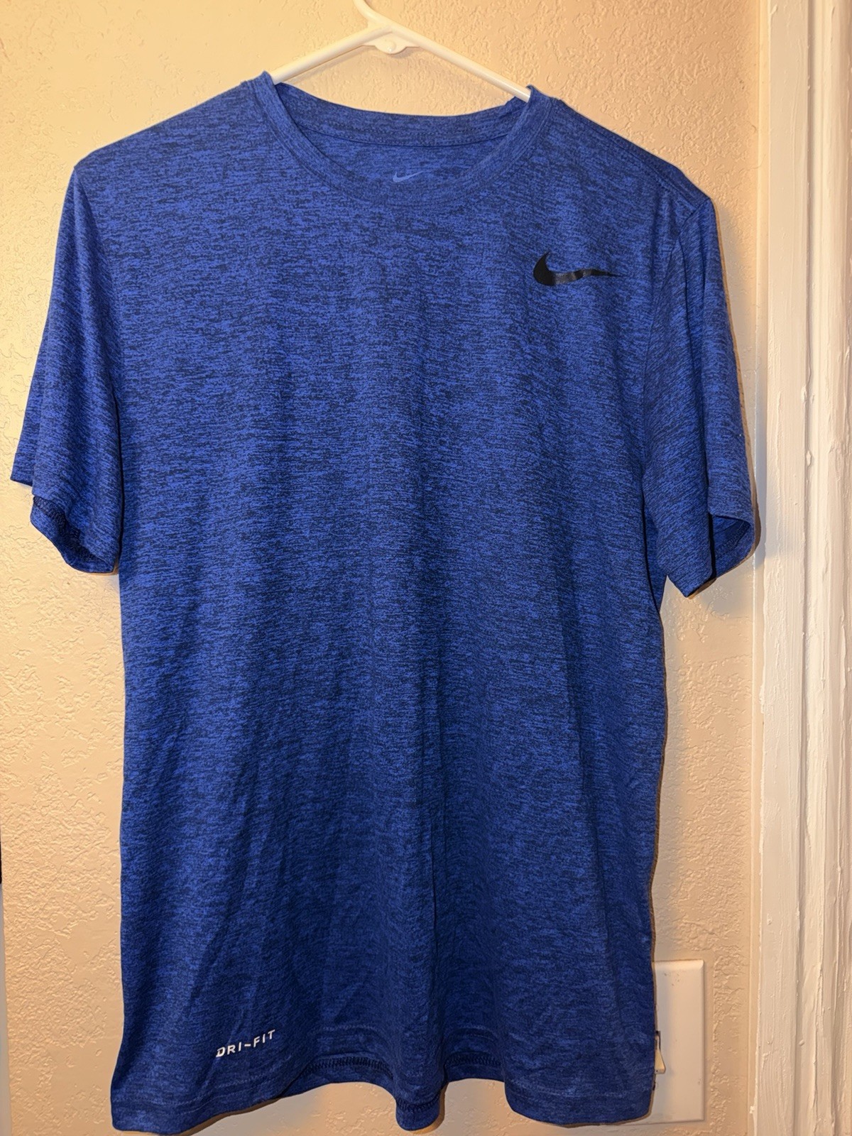 Nike Dri-FIT Men's Medium Heather Blue The Nike Tee Short Sleeve Shirt Training gallery