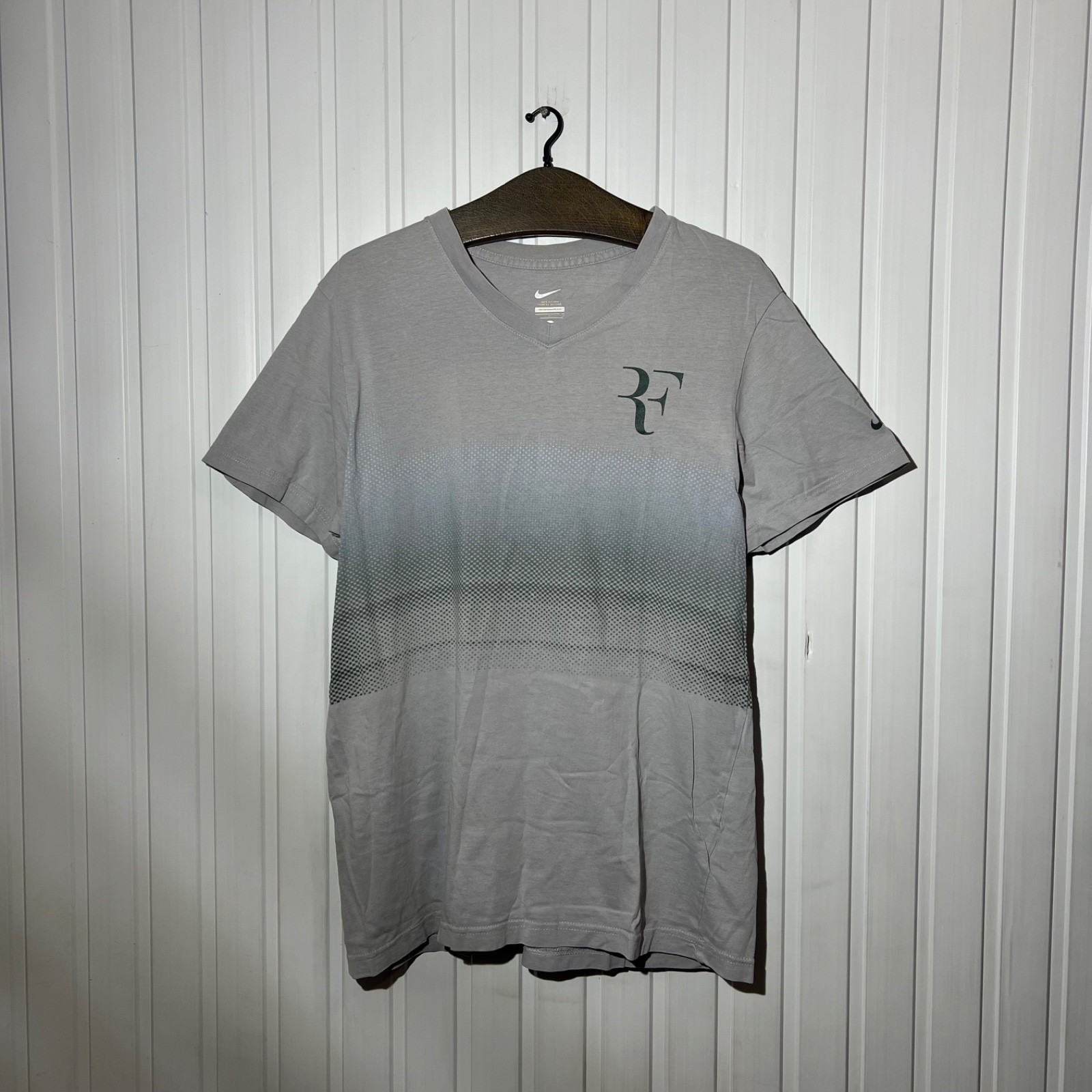 Nike Roger Federer RF Premier Trophy V-Neck Tennis Shirt 547585-096 Size L gallery