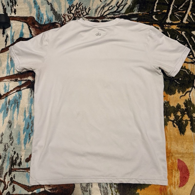 Alo Men’s White L Lightweight Polyester Blend Crew Neck Logo T-Shirt gallery