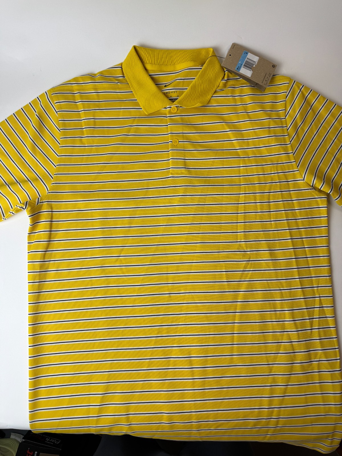Nike Dri-FIT Victory Yellow Stripe Golf Polo Size Medium gallery