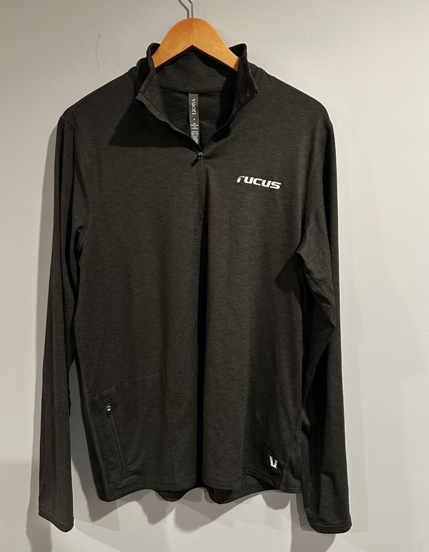 Vuori Pullover Medium Gray Ease Performance 2.0 Half Zip Golfer Stretch V221 gallery