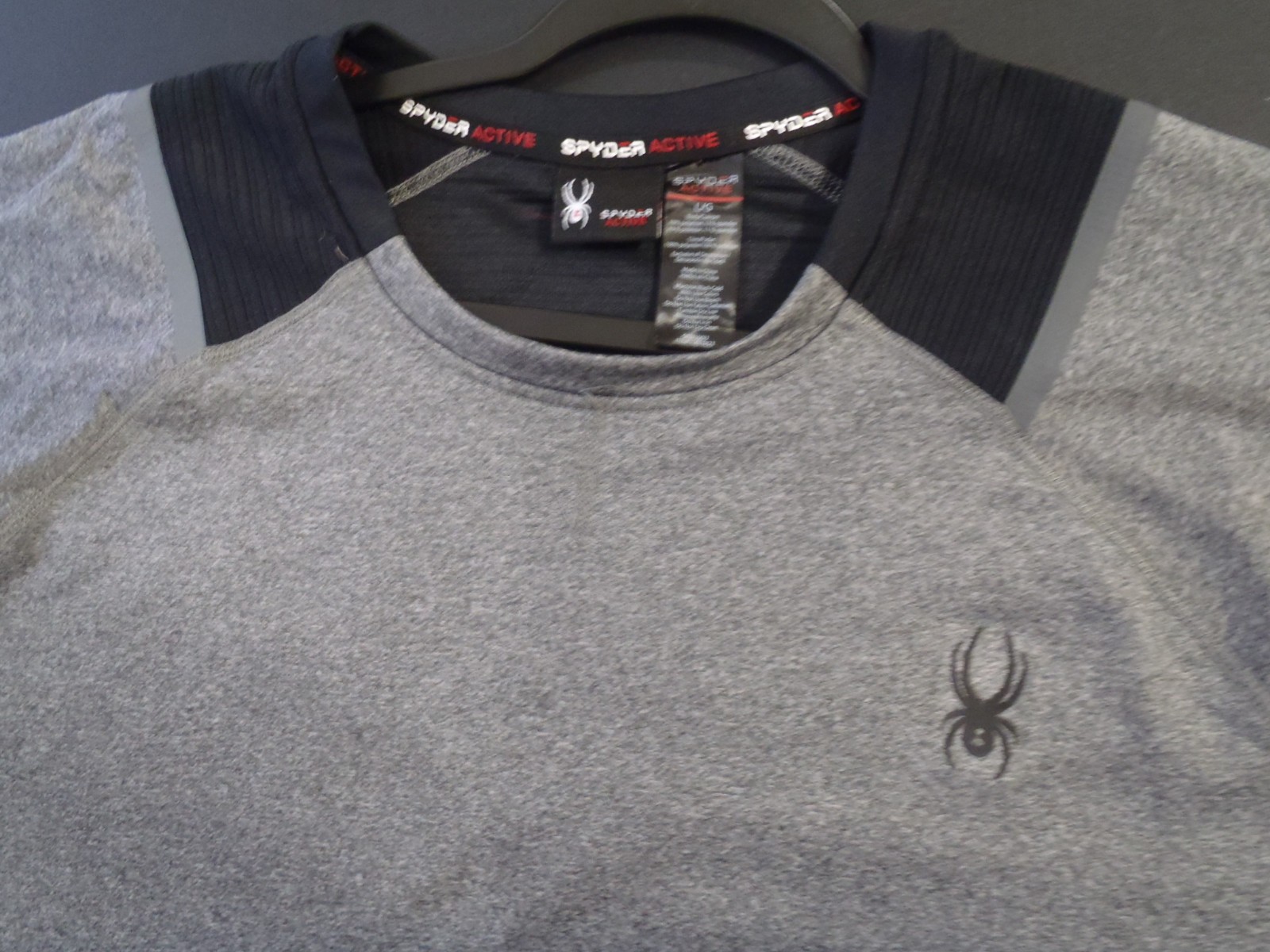 Spyder Active Wear Large Grey And Black Base Layer Item # 1437823 Long Sleve gallery