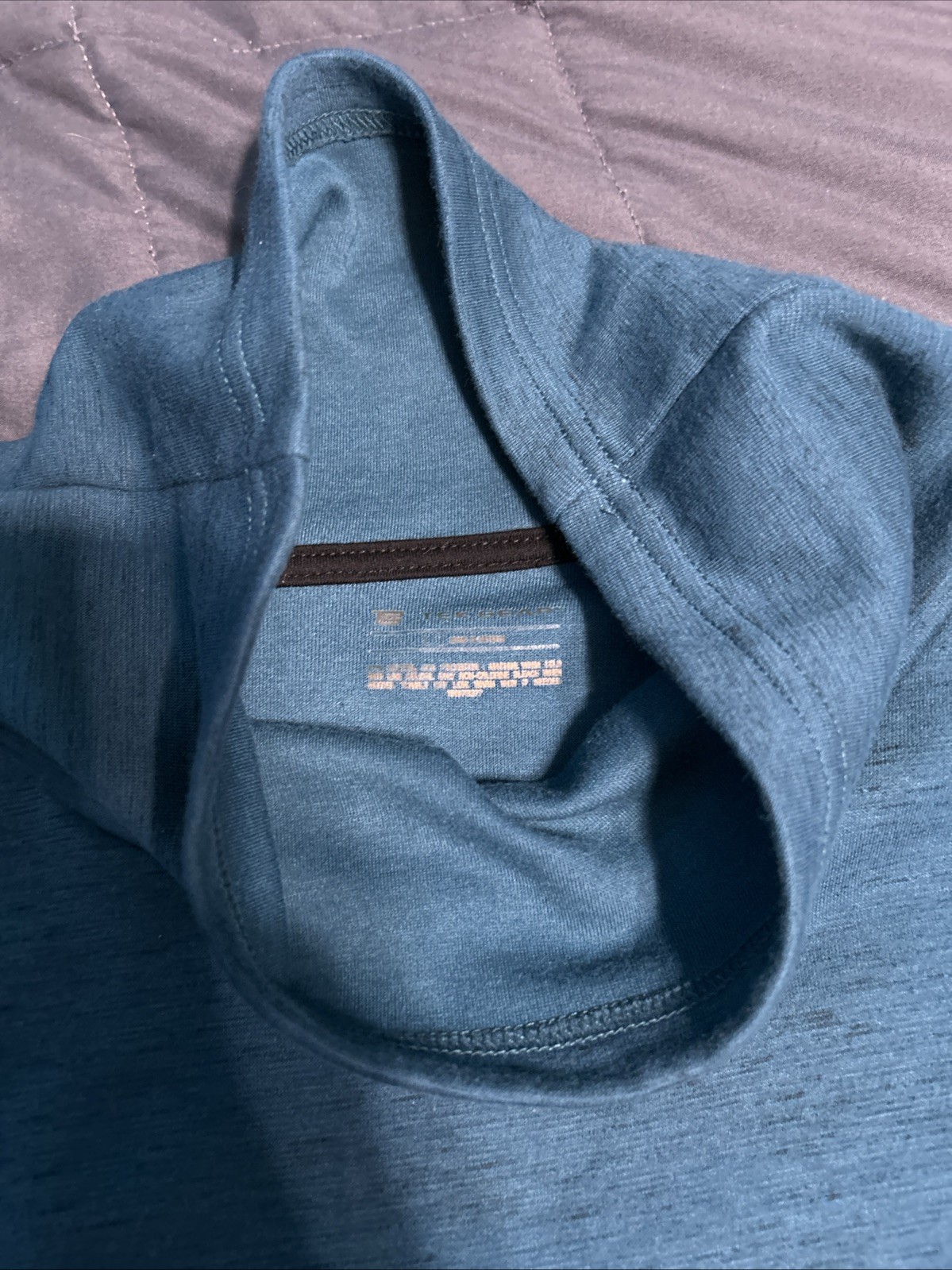 Tek Gear Teal Green Long-Sleeved Fleece Shirt Men's Large Poncho With Pockets gallery