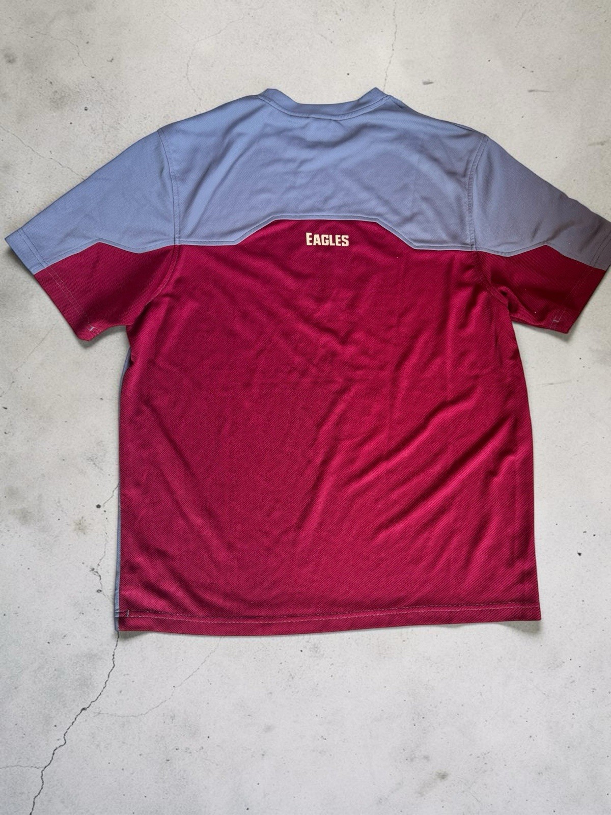 Under Armour Boston College Eagles HeatGear Gray Red Shirt Men’s Large gallery