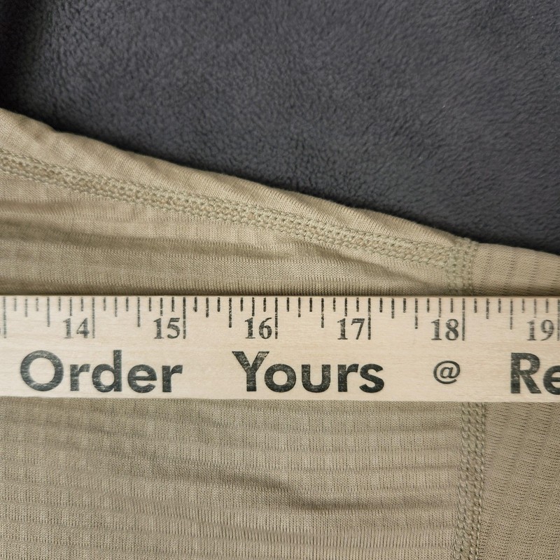 Peckham Gen III L2 Top Mens Medium Long Tan 1/4 Zip Grid Fleece Base Layer Shirt gallery