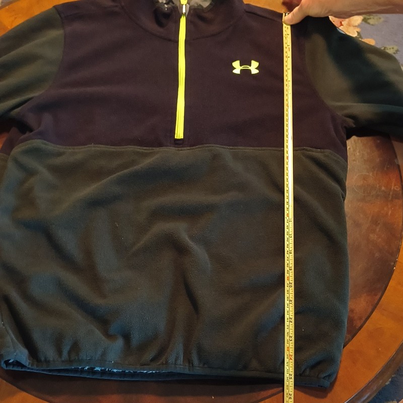 Under Armour Reversible 1/2 Zip Pullover Camo & Olive (See Measurements) gallery