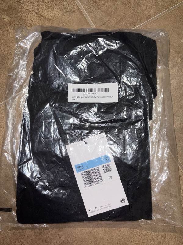 MENS NIKE SPORTSWEAR CLUB T-SHIRT BLACK SIZE MEDIUM [AR4997-013] - BRAND NEW gallery