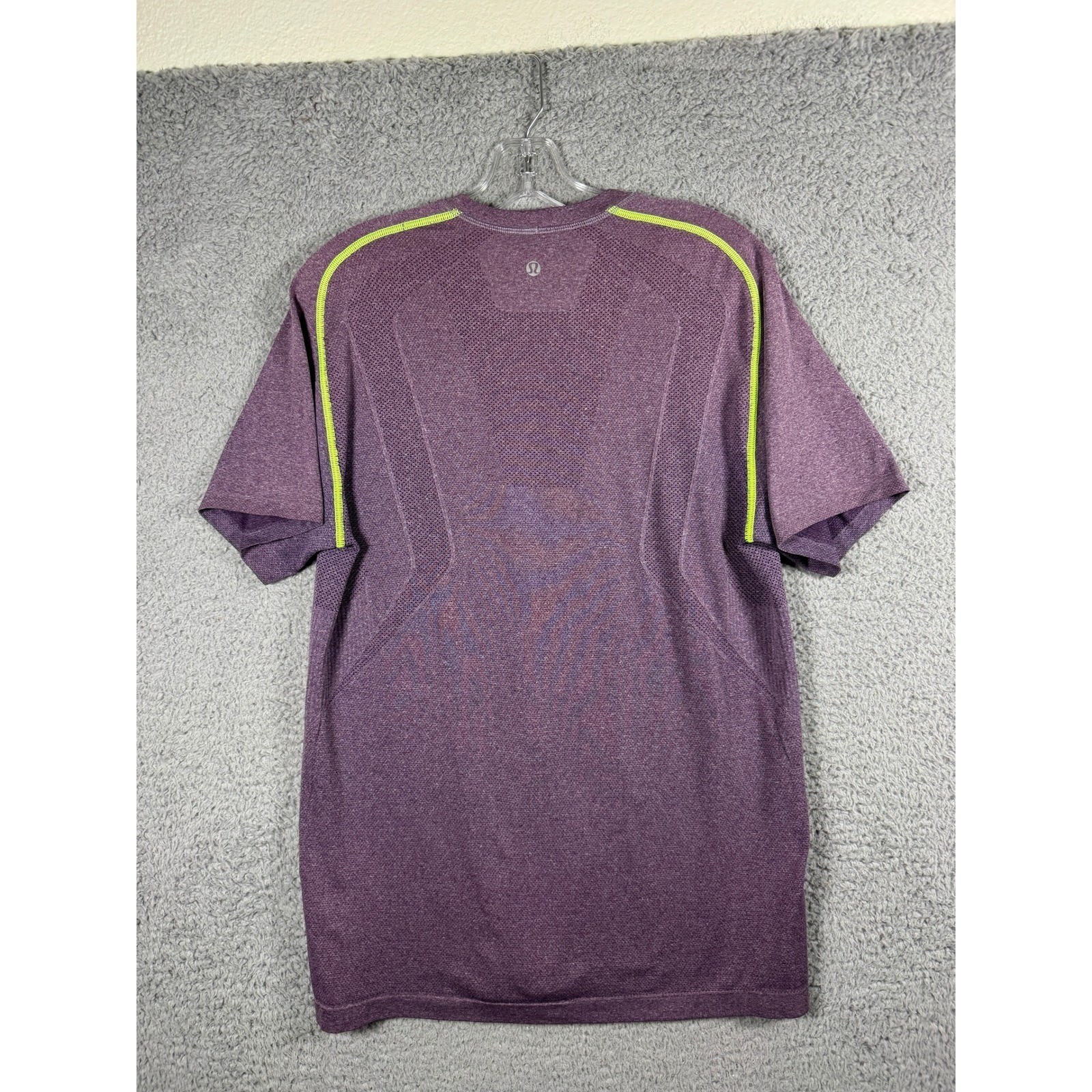 Lululemon Mens Metal Vent Tech Short Sleeve Shirt Purple Lime Green Size M gallery