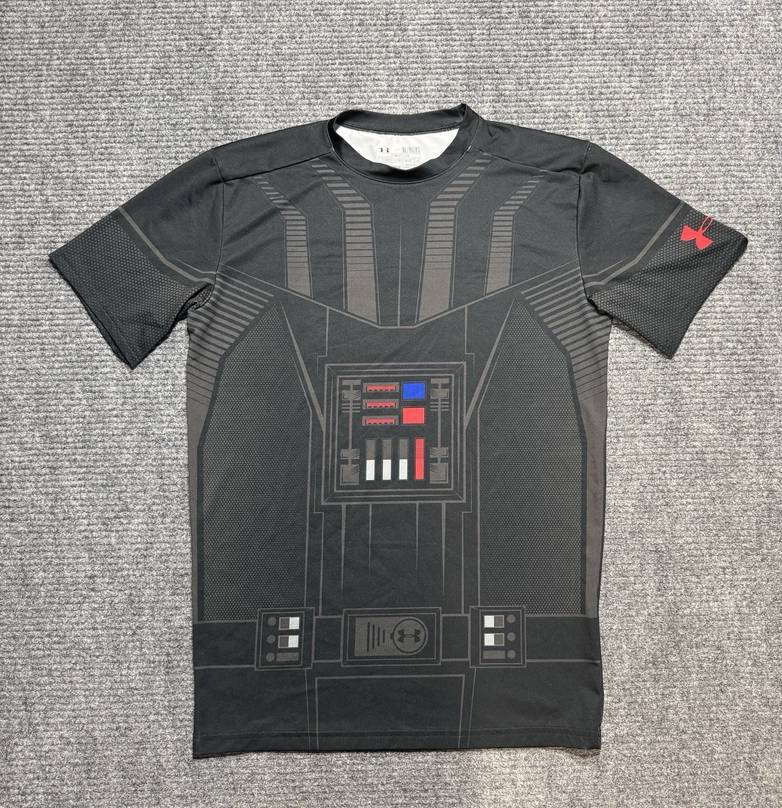 Under Armour Darth Vader Compression Shirt Mens XL Workout Lifting Performance gallery