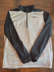 Nike Essential Quarter Zip Pullover Dri-Fit Size Medium EUC Gray/Black Polyester