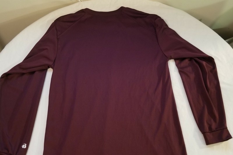 Men's Badger Sport Fitness Shirt Small Burgundy Fitted Lng/Slv Performance EUC gallery