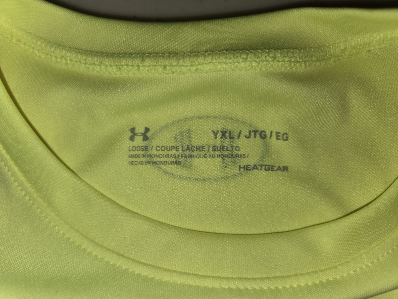 Under Armour Heat Gear Athletic Cut Off Workout Shirt Sz YXL, EUC gallery