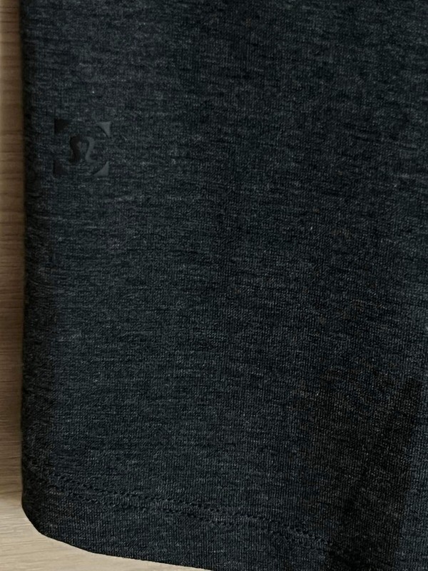 Lululemon 5 Year Basic V Neck Tee VITASEA Size XS Heathered Black HBLK 83184 gallery