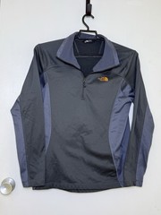 The North Face Pullover Men Medium Gray 1/4 Zip Outdoors Camping Hiking Clean
