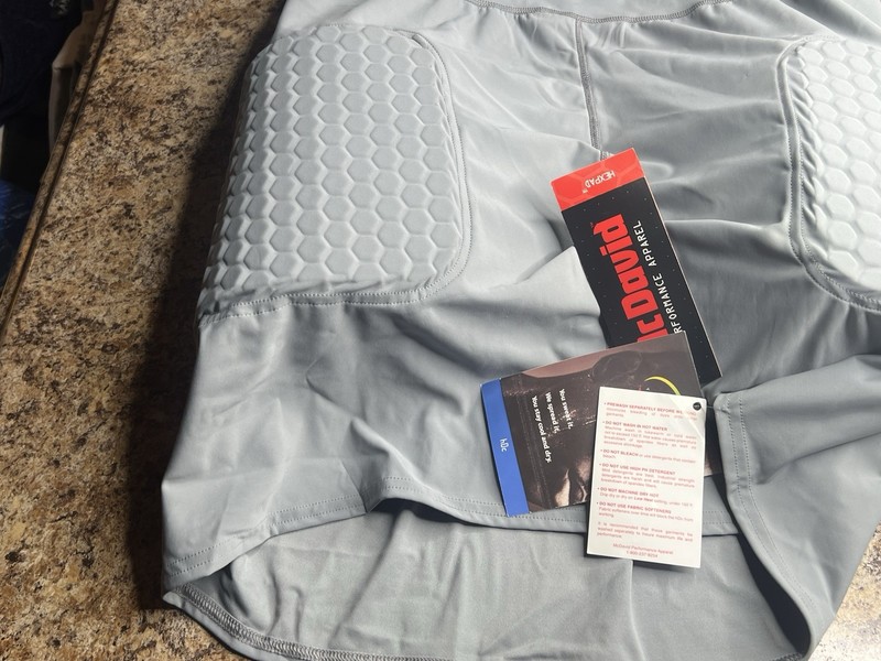 NOS McDavid 787T Hex Padded Sleeveless Body Shirt 5-Pad 2XL NWT gallery