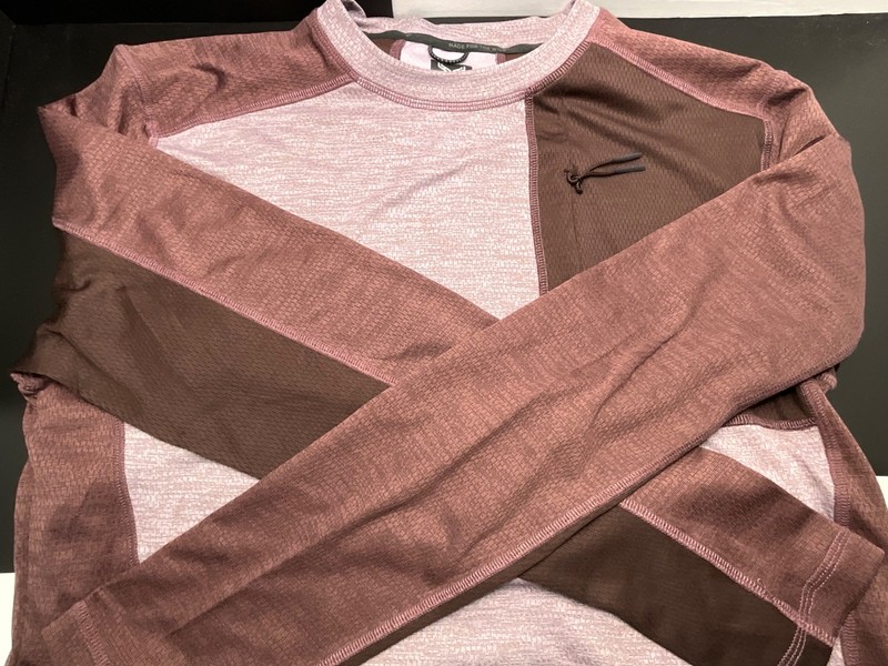 CROSS EYED MOOSE Outer LS Active Tee Performance Crew Men’s L NWT gallery
