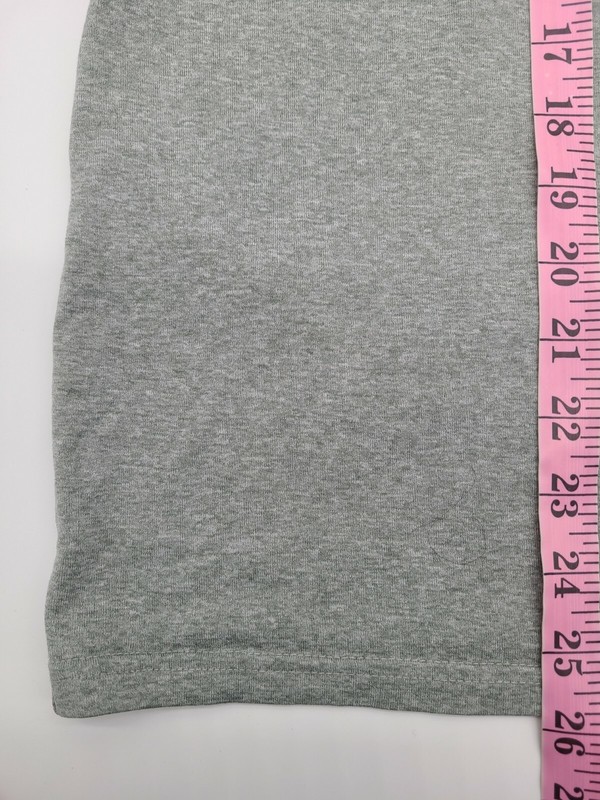 Under Armour Size Small Loose Light Gray And Orange Camo Logo Active Top gallery