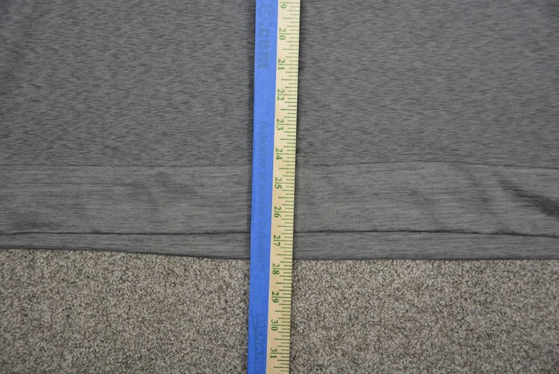 Van Heusen Performance Long Sleeve Workout Shirt Men's XL Reg Gray gallery