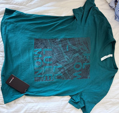 Lululemon Men’s Green and Blue T-shirt