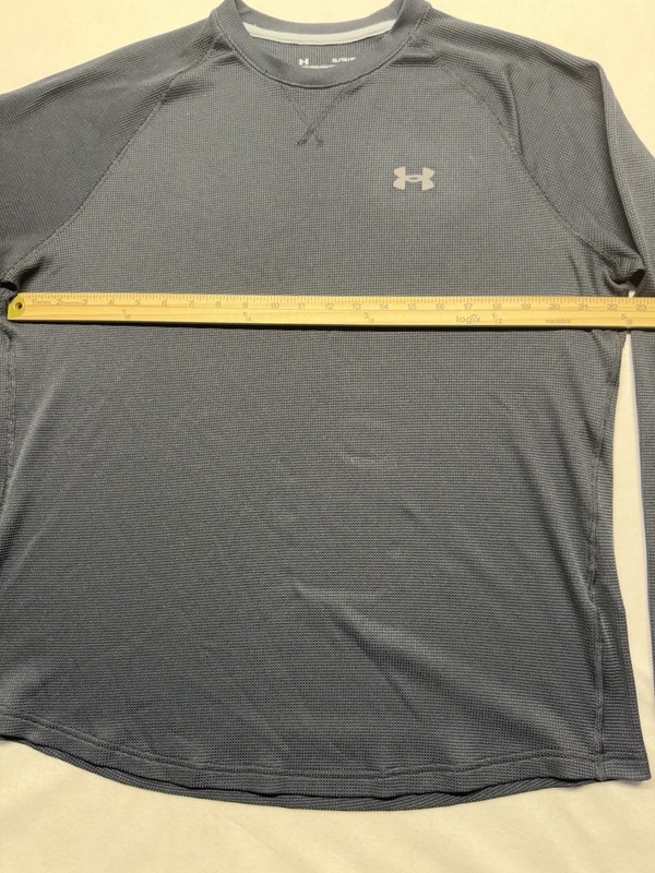 Under Armour Men’s Loose Fit Black Thermal Waffle Weave Size XL gallery