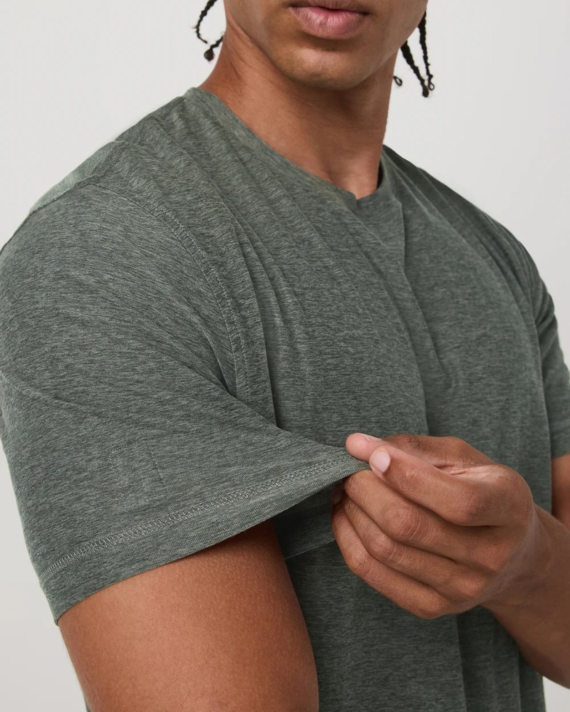 Vuori Men’s Strato Tech Tee River Rock Heather size:XS
