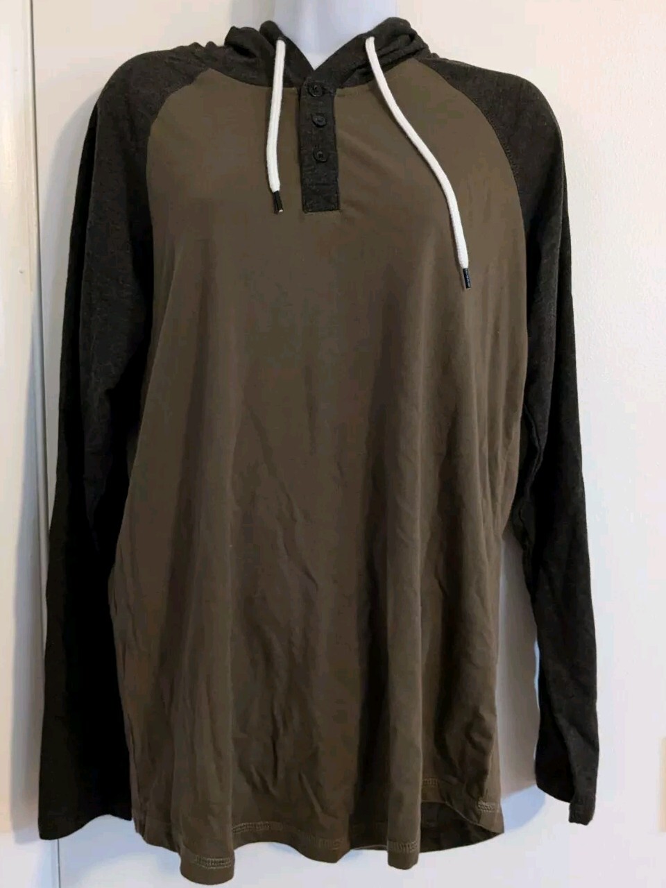 Men's Active Lightweight Slim Fit Running Jersey Henley Hooded Tee Shirts gallery