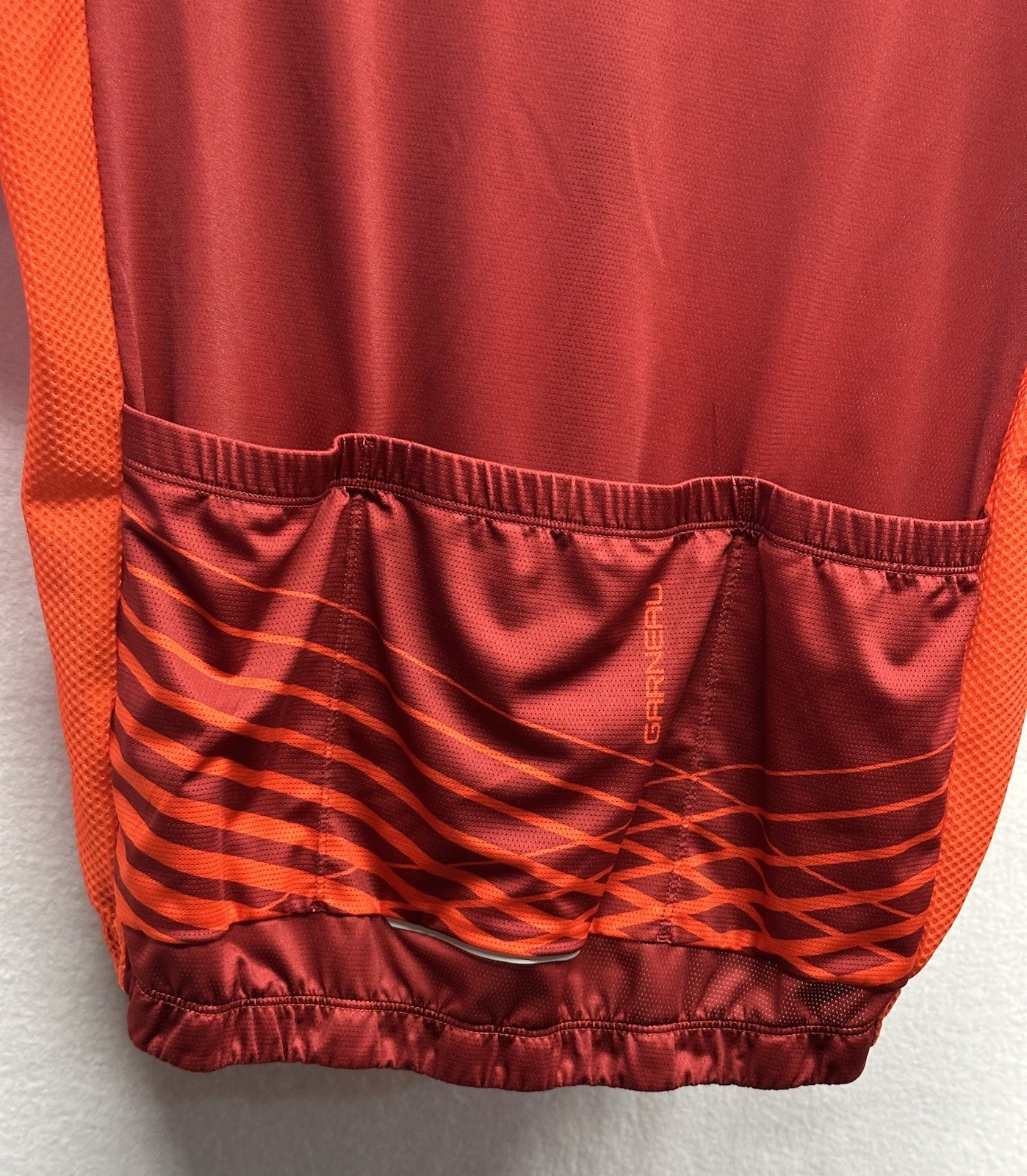 Louis Garneau Men’s Short Sleeve Performance Full Zip Cycling Jersey Large Red gallery