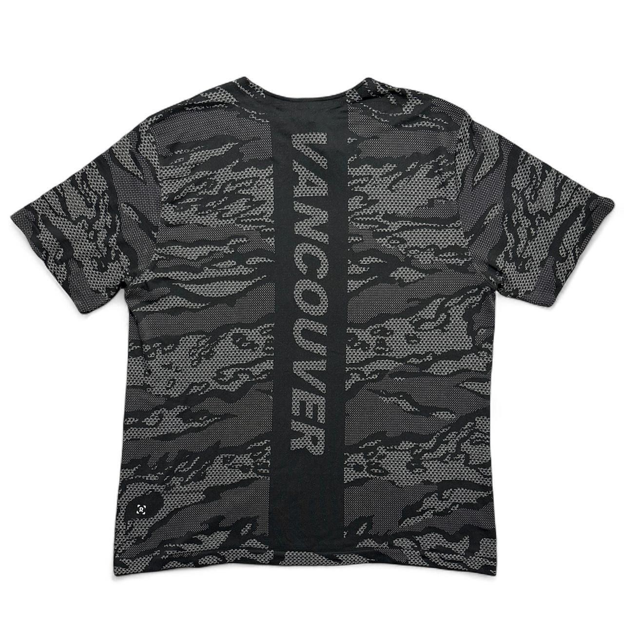 Lululemon Metal Vent Tech Breathe Shirt Mens XXL Black Camo Camouflage Vancouver gallery