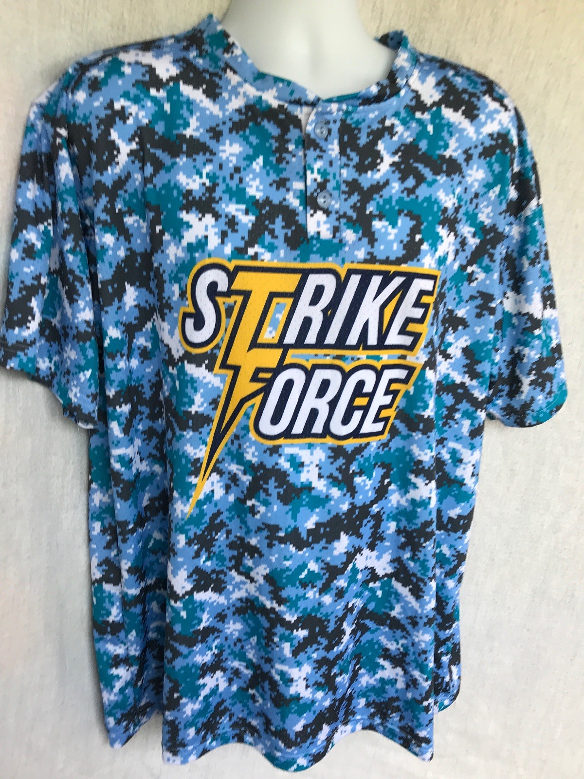 Strike Force Dynamic Brand Canada Mens Xl Pixel Blue Camo gallery