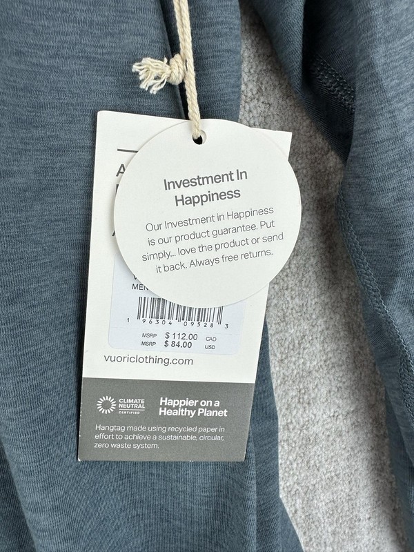 Vuori Ease Performance 1/2 Zip Mens 2XL Blue Mock Neck Moisture Wicking NWT gallery