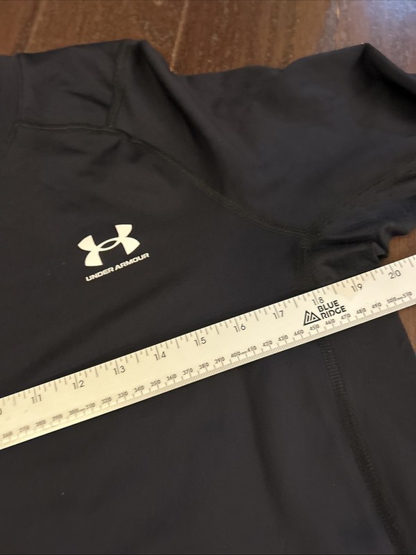 Under Armour Mens M Black L/S Coldegear Fleece & Reg Compression Shirt Lot Of 2 gallery